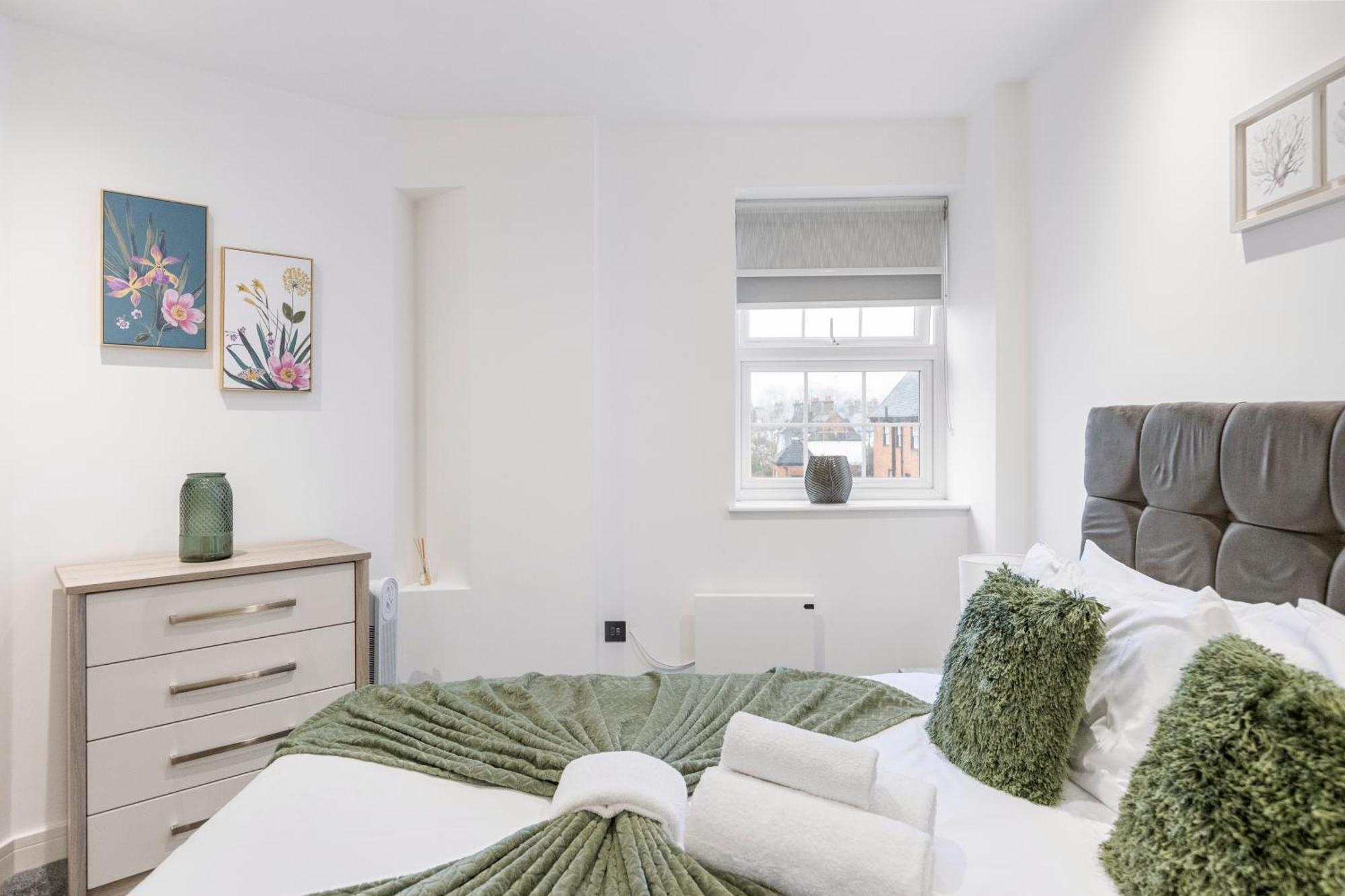 Bright And Spacious Apartment - Excellent Location Лондон Екстер'єр фото